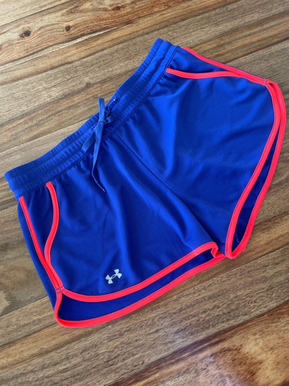 New Under Armour Women’s Royal Blue Athletic Shorts with Neon Pink Trim